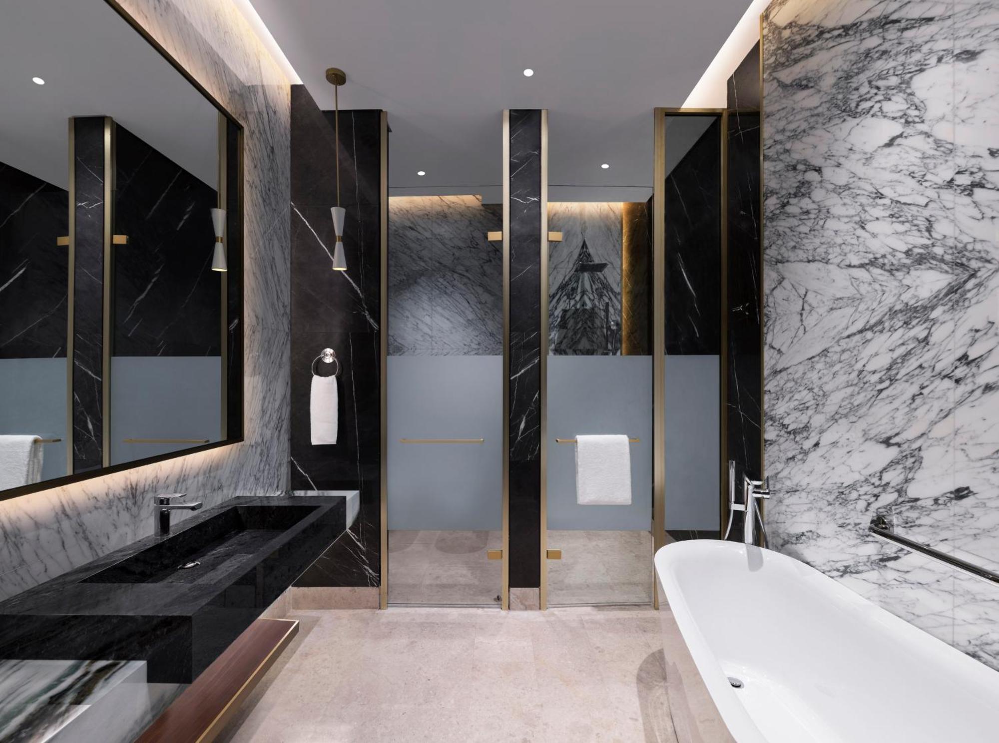 Velero Hotel Doha Lusail Extérieur photo Bathroom