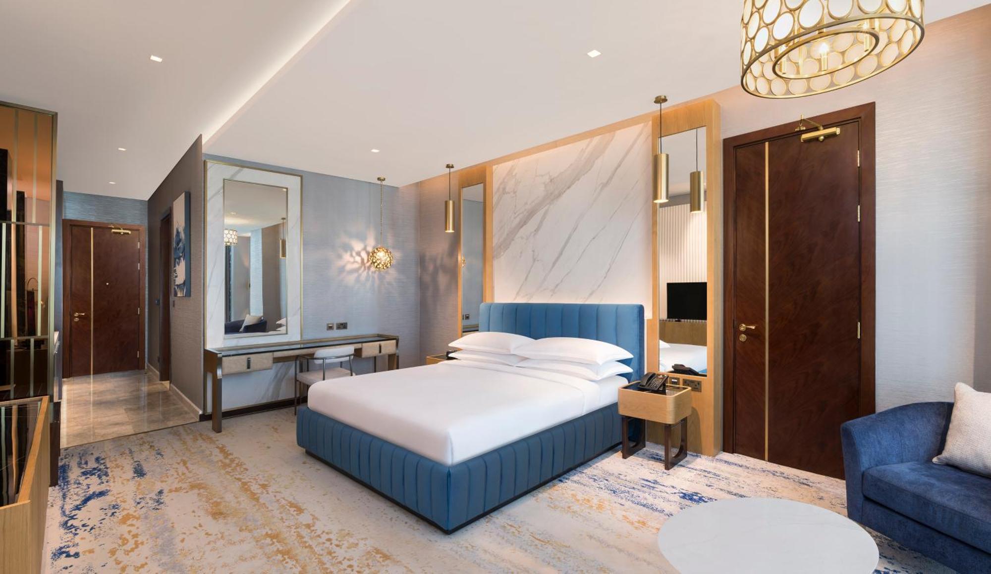 Velero Hotel Doha Lusail Extérieur photo Deluxe King