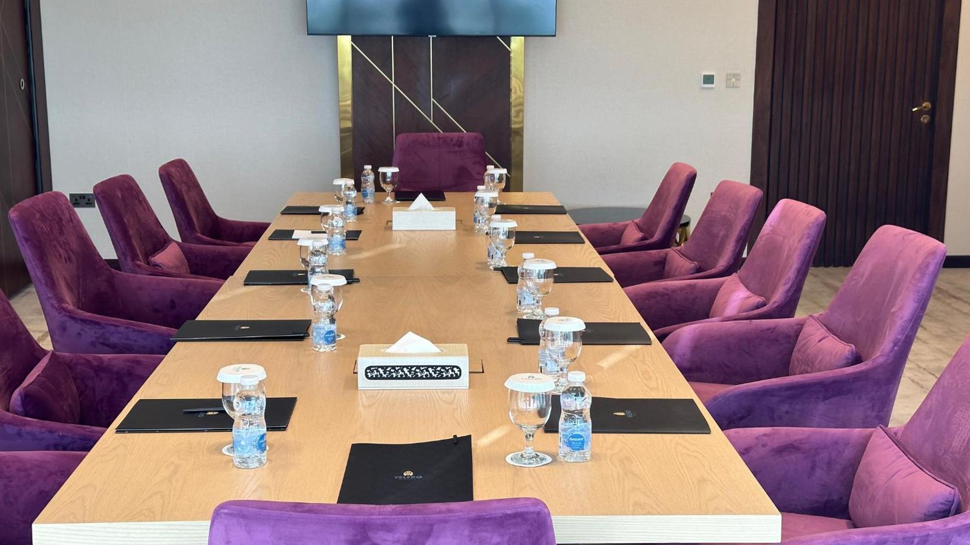 Velero Hotel Doha Lusail Extérieur photo The boardroom of the National Bank of Oman